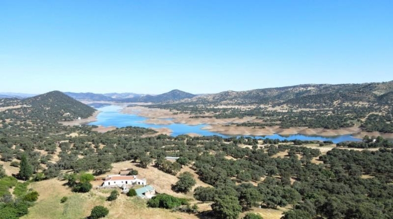 Sevilla - Cazalla de la Sierra - 550000m2
