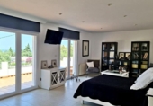 Chalet independiente con terreno en venta en la España, Dénia, ref: TR354419 foto