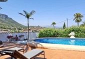 Chalet independiente con terreno en venta en la España, Dénia, ref: TR354419 foto