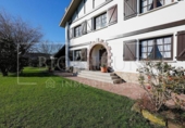 Chalet independiente con terreno en venta en la España, Irún, ref: TR399803 foto