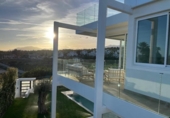 Chalet independiente con terreno en venta en la España, Marbella, ref: TR168525 foto