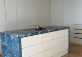 Chalet independiente con terreno en venta en la España, Marbella, ref: TR384480 foto