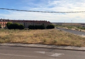 Chalet independiente con terreno en venta en Salamanca ref: TR414249 foto