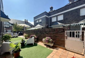 Laredo 300&nbsp;m²