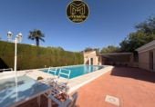 Chalet independiente con terreno en venta en La Guardia de Jaén ref: TR414282 foto