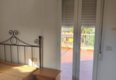 Chalet independiente con terreno en venta en Jaén ref: TR414284 foto
