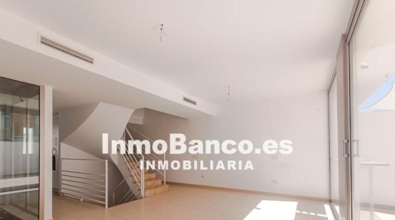 Valencia - Puebla de Vallbona - 224m2