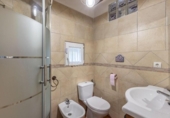 Chalet independiente con terreno en venta en la España, Güéjar Sierra, ref: TR414327 foto