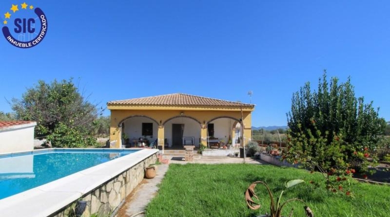Valencia - Лирия - 94m2
