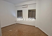 Casa de pueblo en venta en la España, Alcalá de Guadaíra, ref: TR399653 foto