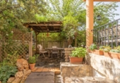 Chalet independiente con terreno en venta en la España, Ogíjares, ref: TR398940 foto