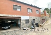 Chalet independiente con terreno en venta en la España, Vallirana, ref: TR149359 foto