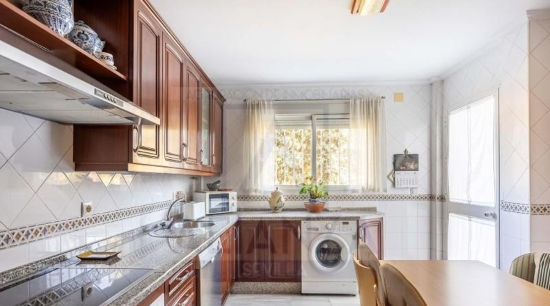 Sevilla - Valencina de la Concepción - 345m2