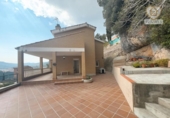 Chalet independiente con terreno en venta en la España, Vallirana, ref: TR396450 foto