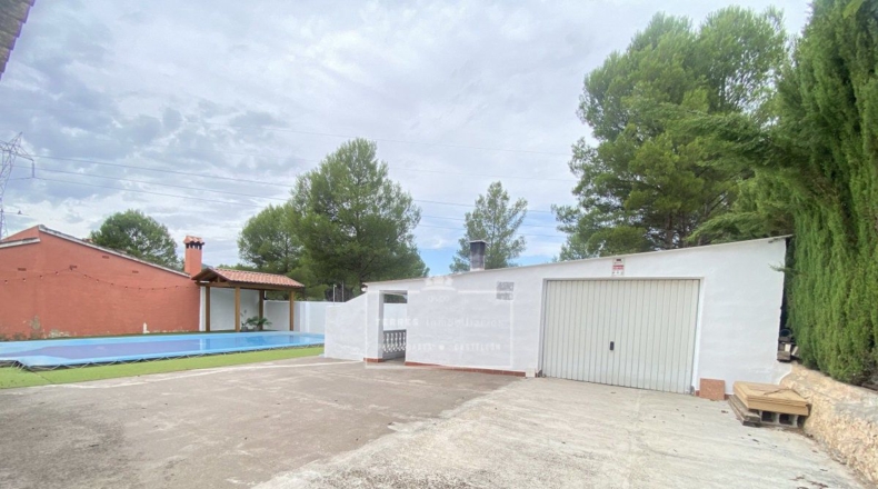 Castellon - la Pobla Tornesa - 910m2