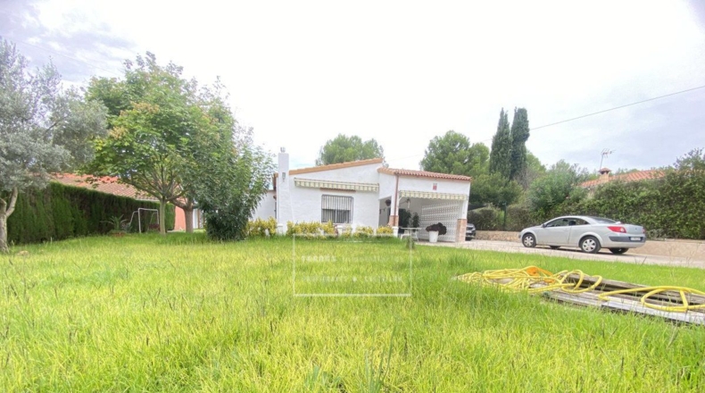 Castellon - la Pobla Tornesa - 910m2