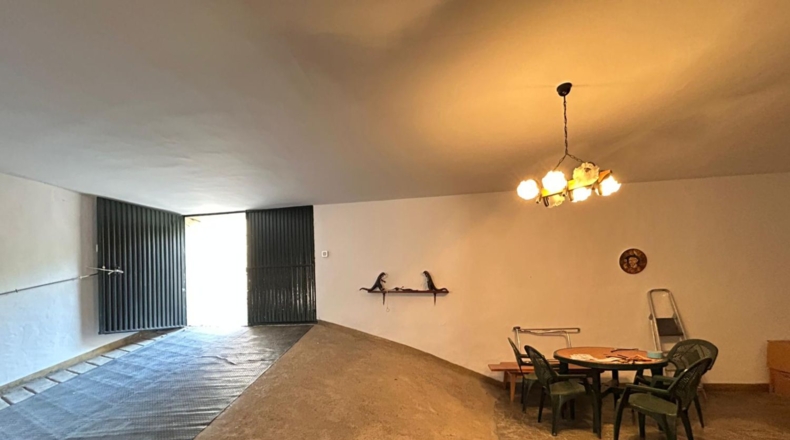 Granada - Loja - 432m2