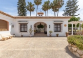 Chalet independiente con terreno en venta en la España, Motril, ref: TR364657 foto