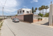 Chalet independiente con terreno en venta en la España, Motril, ref: TR364657 foto