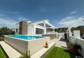 Chalet independiente con terreno en venta en la España, Las Lomas de Mijas, ref: TR384368 foto
