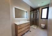 Chalet independiente con terreno en venta en la España, Las Lomas de Mijas, ref: TR384368 foto