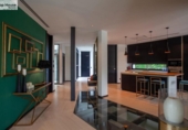 Chalet independiente con terreno en venta en la España, Marbella, ref: TR237730 foto