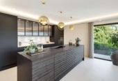Chalet independiente con terreno en venta en la España, Marbella, ref: TR266049 foto