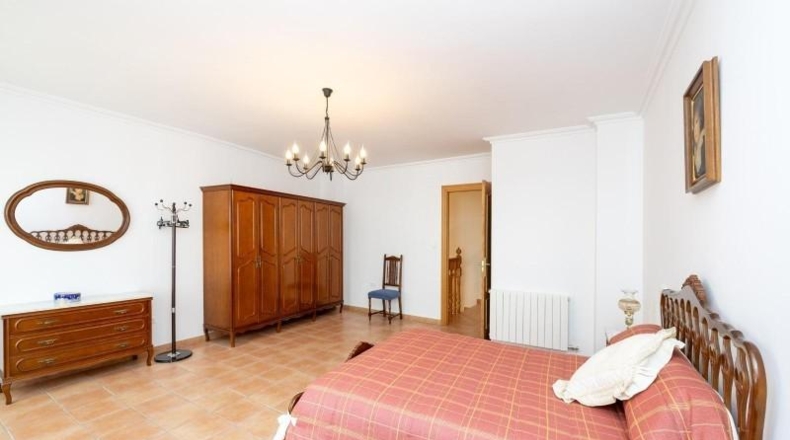 Granada - Benalúa de las Villas - 330m2