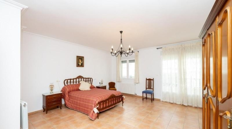 Granada - Benalúa de las Villas - 330m2