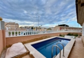 Casa de pueblo en venta en la España, Torrevieja, ref: TR414395 foto