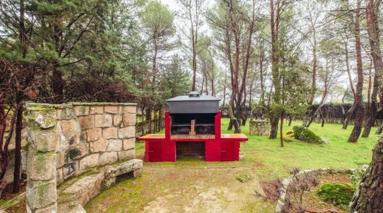 Comunidad de Madrid - Cabanillas de la Sierra - 2187m2