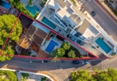 Отдельно стоящий дом с участком на продажу в городе Торревьеха Фото