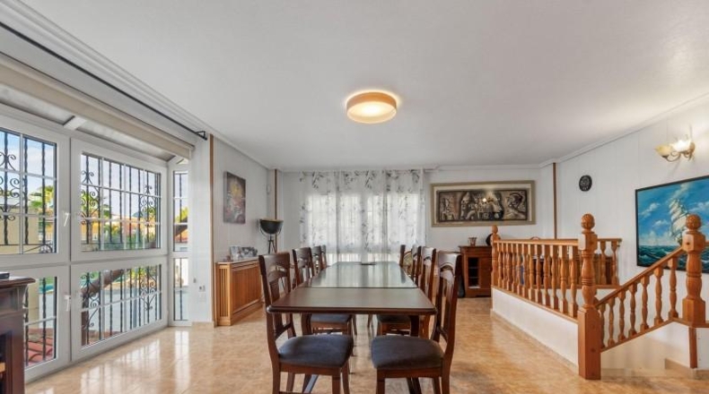 Аликанте - Торревьеха - 827m2