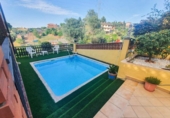 Chalet independiente con terreno en venta en la España, Castellbisbal, ref: TR414416 foto