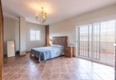 Chalet independiente con terreno en venta en la España, Almuñécar, ref: TR398891 foto