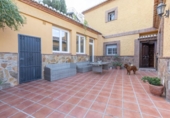 Chalet independiente con terreno en venta en la España, Almuñécar, ref: TR398891 foto