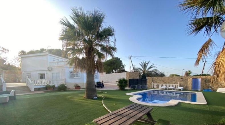Alicante - Muchamiel - 1200m2
