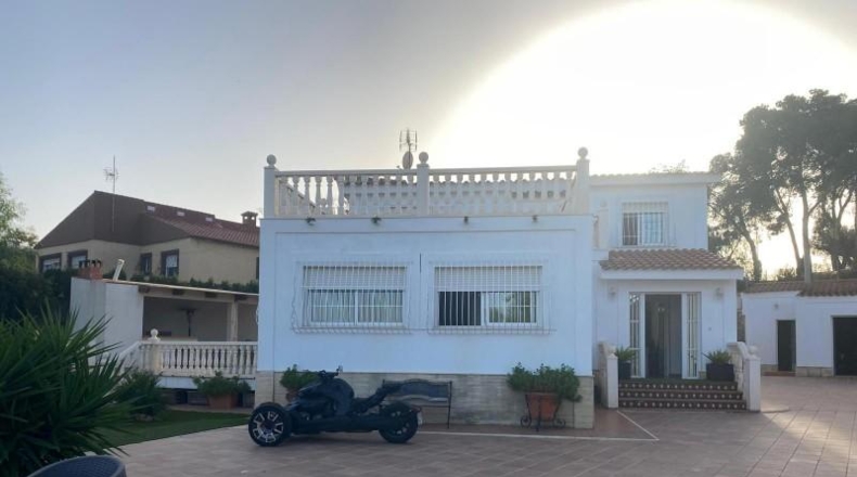 Alicante - Muchamiel - 1200m2