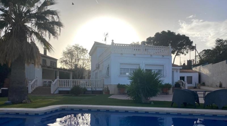 Alicante - Muchamiel - 1200m2