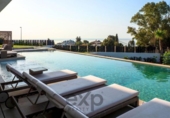 Chalet independiente con terreno en venta en la España, Benalmádena, ref: TR347187 foto