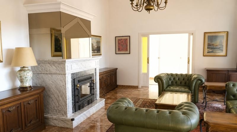 Málaga - Estepona - 2000m2