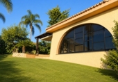 Xalet independent amb terreny en venda a Estepona ref.: TR232316 foto