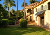 Xalet independent amb terreny en venda a Estepona ref.: TR232316 foto