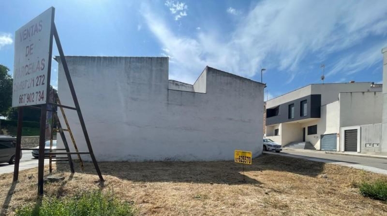 Caceres - Arroyo de la Luz - 260m2
