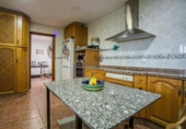 Casa de camp amb terreny en venda a la España, Almodóvar del Río, ref.: TR414522 foto