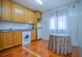 Chalet independiente con terreno en venta en la España, Sant Salvador de Guardiola, ref: TR414549 foto