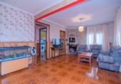 Chalet independiente con terreno en venta en la España, Sant Salvador de Guardiola, ref: TR414549 foto