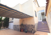 Chalet independiente con terreno en venta en la España, Torrevieja, ref: TR414561 foto