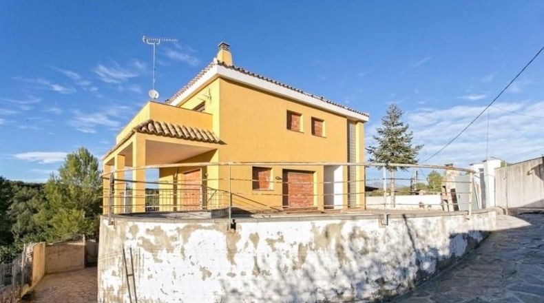 Барселона - Canaletes - 676m2