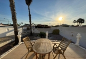 Chalet independiente con terreno en venta en la España, Torrevieja, ref: TR414588 foto